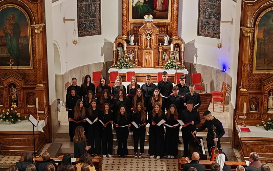 Smotra zborova katoličkih škola